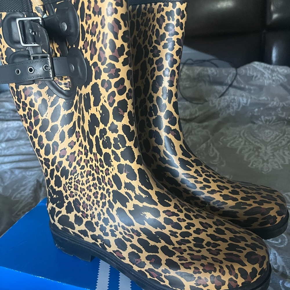 Leopard Print Rain Boots